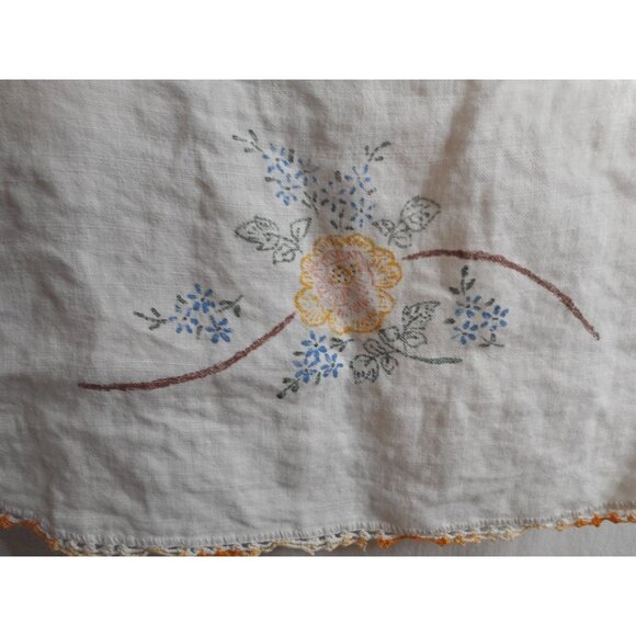 Vintage Yellow Floral handmade rectangle orange Lace dresser scarf runner - Picture 2 of 3